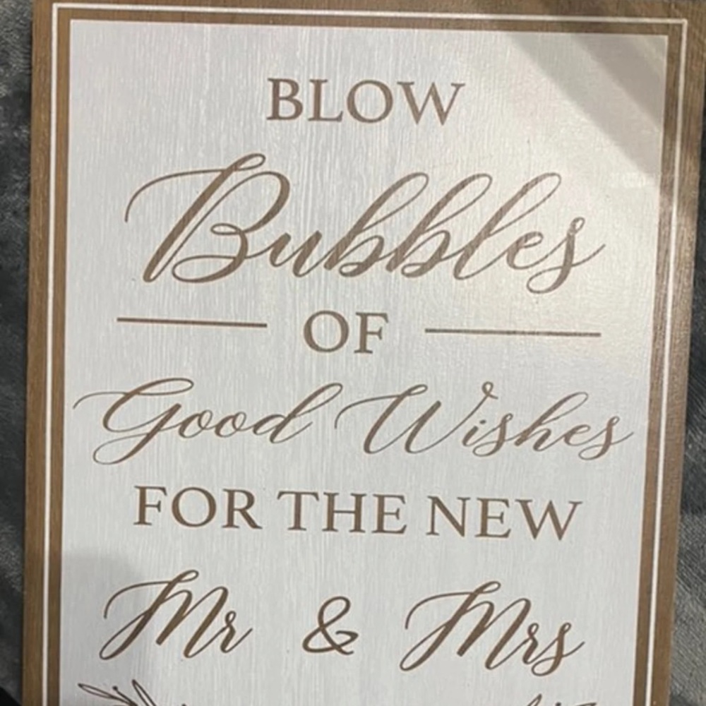 Blow Bubbles for the New Mr and Mrs